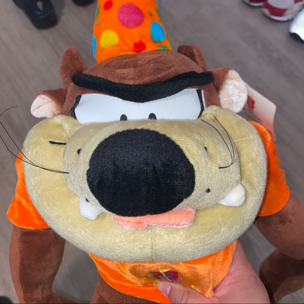 Six flags taz plush